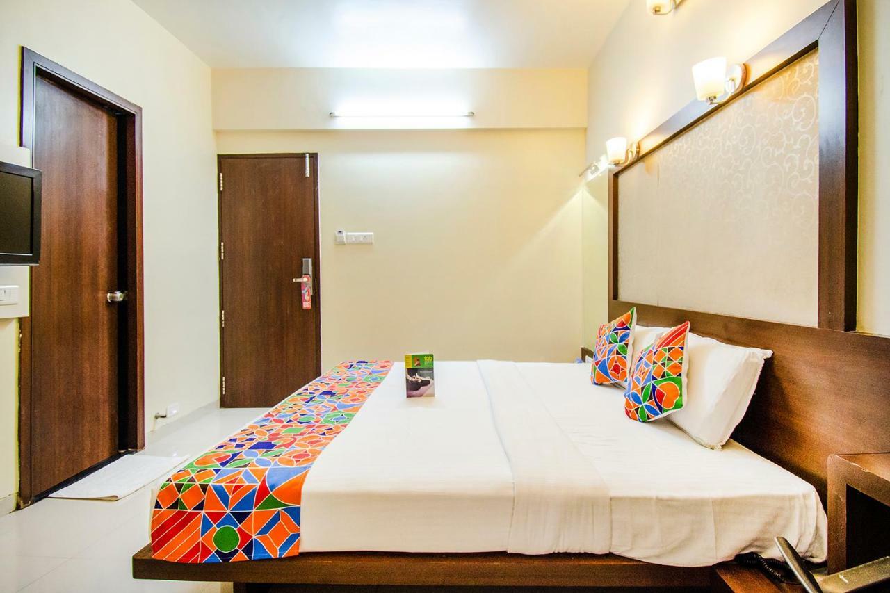 Hotel Eco Inn Viman Nagar Pune Bagian luar foto