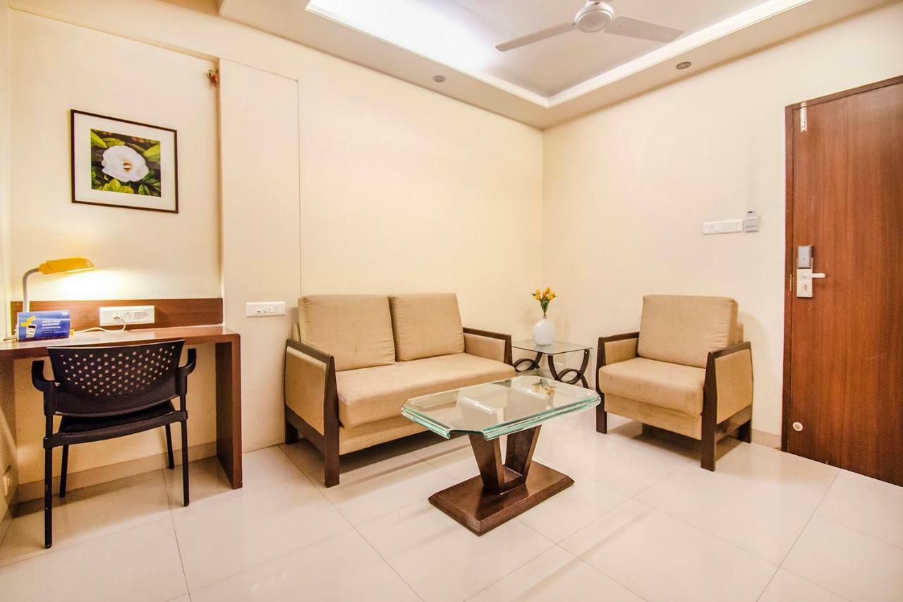 Hotel Eco Inn Viman Nagar Pune Bagian luar foto